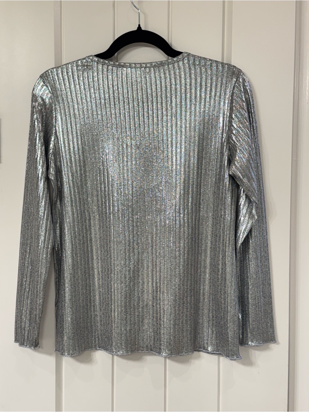 Insight Silver Metallic Ribbed V-Neck Long Sleeve Top - Picture 4 of 4